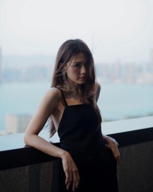 Chrissie Chau Instagram - Sunday🖤

#sunday #blacksunday #haveaniceday