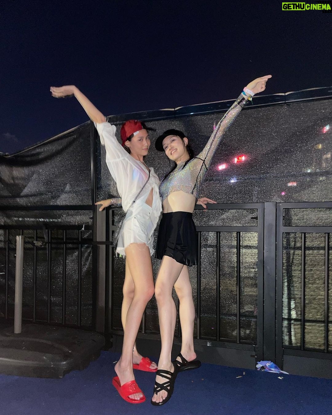 Chrissie Chau - 21.4K Likes - 透心涼💦🩵
#S2OHongKong #s2ofestival #PayMeHK #s2o #s2ohk #waterblessing #watersplashing #hadfun #summer
@s2ohongkong @sixdegreesprhk