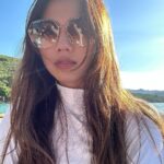 Chrissie Chau Instagram - 有雙美腿🦵🏻在眼鏡裏 🕶️ #lanvin