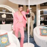 Chrissie Chau Instagram - Love wearing fun prints and colors for summer and “La Vacanza” by @donatella_versace and @dualipa is just perfect💕🦋 Go check out this La Vacanza Pop-Up at @harbourcity, will be here until 19th June😉 @versace #VersaceLaVacanza @harbourcity #HarbourCity Makeup by @circleeeee_makeup Hair by @heibiebie