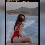 Chrissie Chau Instagram - ☀️🏄🏻‍♀️❤️ #sunnyday #hotweather #summer #versace #swimwear #gettanned #wakesurfing #niceweather