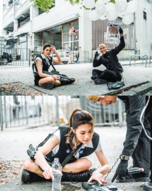 Chrissie Chau Instagram - ♠️🤴🏻♠️
係咪得我會咁緊張
玩到腳抽筋 大脾痛咗幾日😅

嘩好認真嘅製作
9個人對决 每人跟1個攝影師加1個PA
開始前個個拉晒筋 
即刻挑起我嘅好勝心

下次玩呢啲game 
應該保留體力
一開始搵子彈搵車係咁跑唔知做乜🤷🏻‍♀️
其實都冇人追我😂未到一半已經好頸渴
最近距離狙擊阿修支槍失靈😪
佢又冇即刻乘機殺咗我🤔
識玩🤪

圖2: 未玩前人模人樣
圖3: 可以揸車嘅技能係人生掙扎點～匿係車入邊就唔會死但係又沒收我支槍😳如果唔係剩係回氣係回血咁幾好呢
圖5: 唔知傾咩咁開心
圖6: 跳咁高睇嚟好興奮🔪
圖7: 我恨到啦渴望之水
圖8: 佢飲勝利之水🍻
圖10: 狼狽不堪

最後其實係9對1 
📸 @zac_nirvana_  追9個人影過程相
原來你先係大Boss #respect 🫡

#我哋玩得開心希望你哋都睇得開心