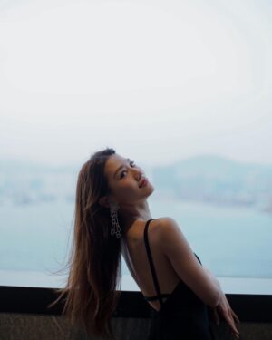 Chrissie Chau Instagram - Sunday🖤

#sunday #blacksunday #haveaniceday