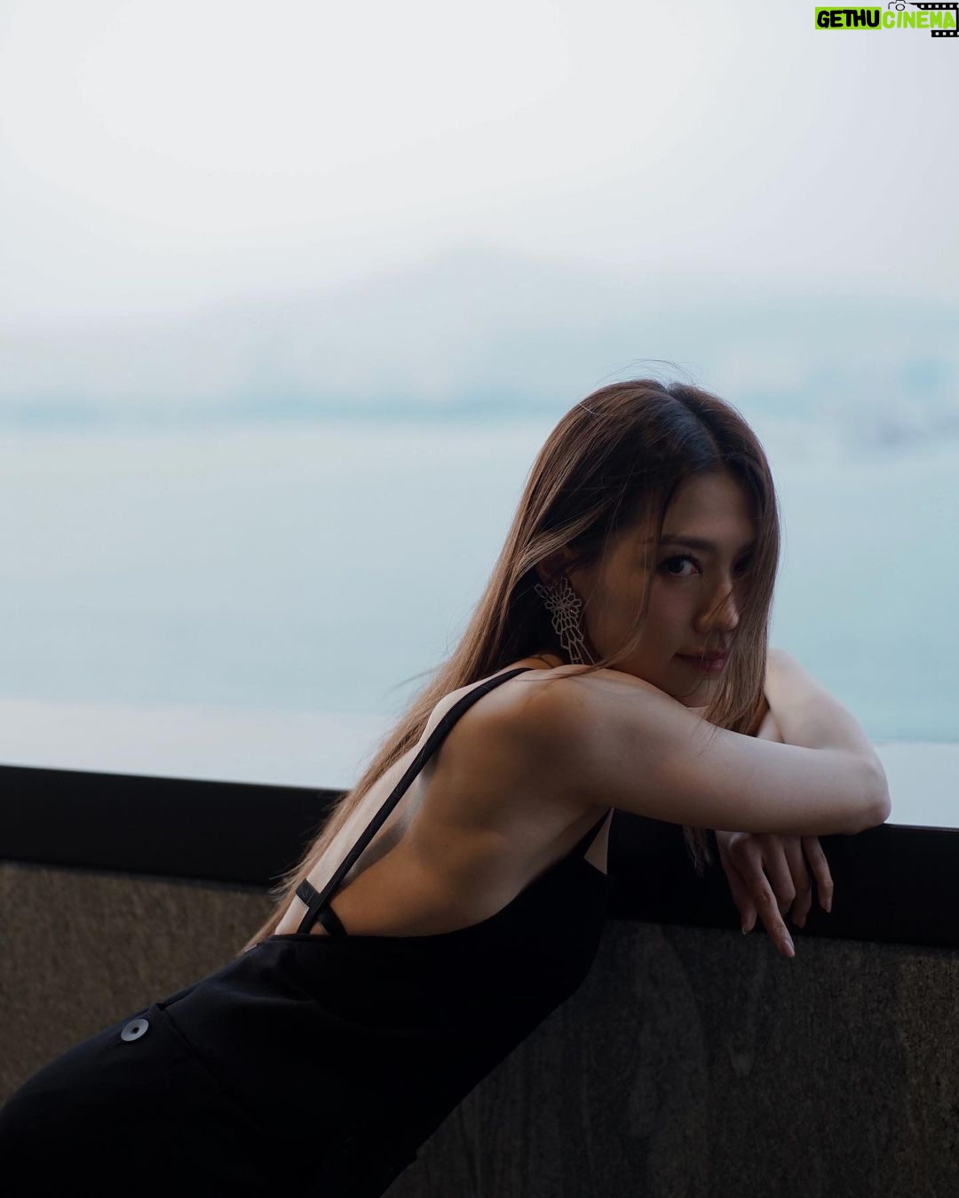 Chrissie Chau - 35.8K Likes - Sunday🖤
#sunday #blacksunday #haveaniceday