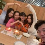 Chrissie Chau Instagram – 🧏🏻‍♀️

#齊齊病🦁🐨
#齊齊生日會👯‍♀️🎂
#膝頭哥你幾時肯好
#thegreatmistake