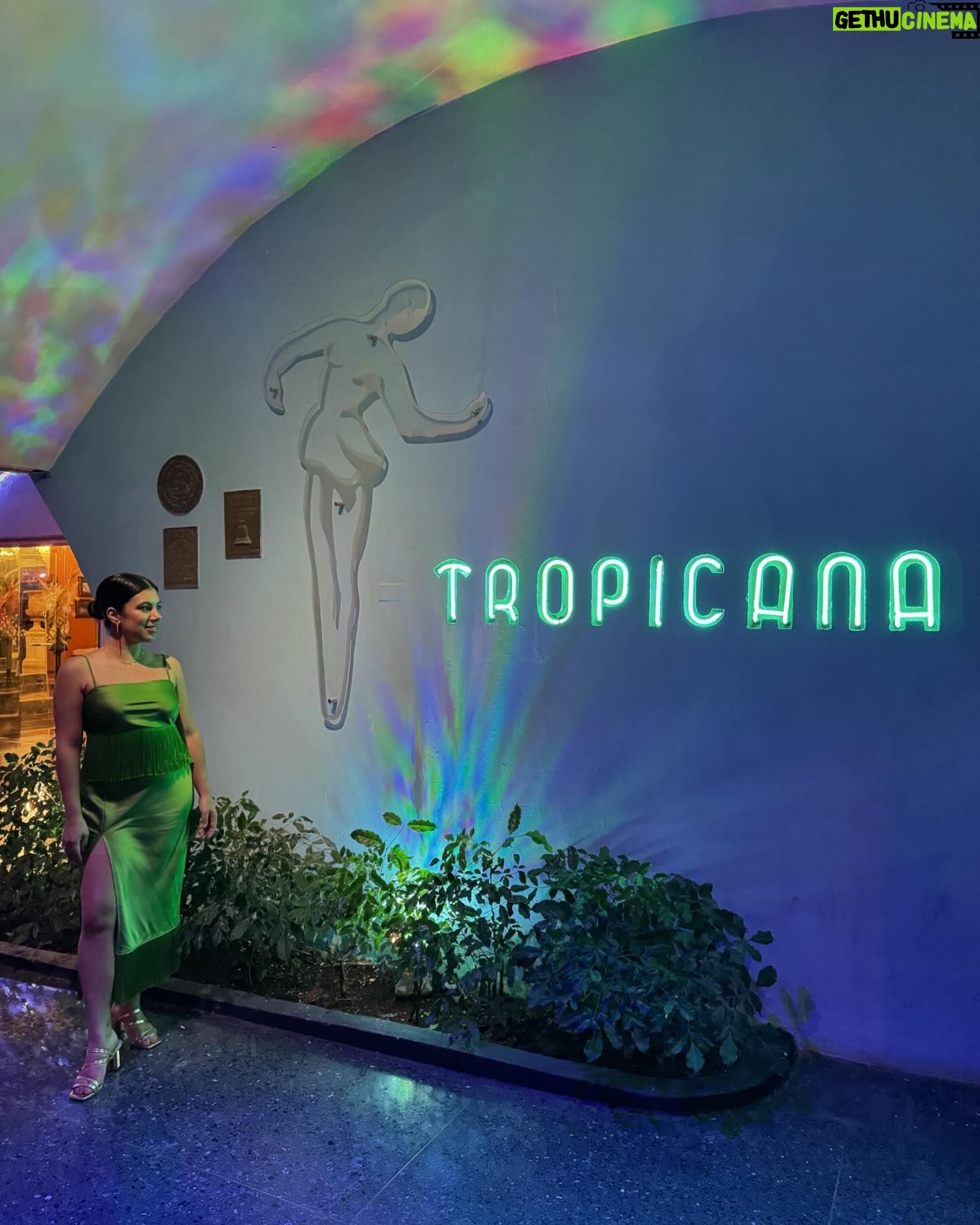 Chrissie Fit - 3 Likes - If you know me, you know that I’ve been obsessed with the Tropicana since I found out that my great aunt (second pic) danced there in the late 1950s. It’s no surprise that I went to a show while I was in Cuba, dressed and ready to cha-cha-cha. What was surprising is that they actually let me do it. They called us onto the famous stage 💚 A memory I will never forget! Love you, @guillie9 😘
#Cuba #Habana #Havana #Tropicana #ReturnToMyRoots #CubanHeritage #CubanDancers #bajolasestrellas #underneaththestars