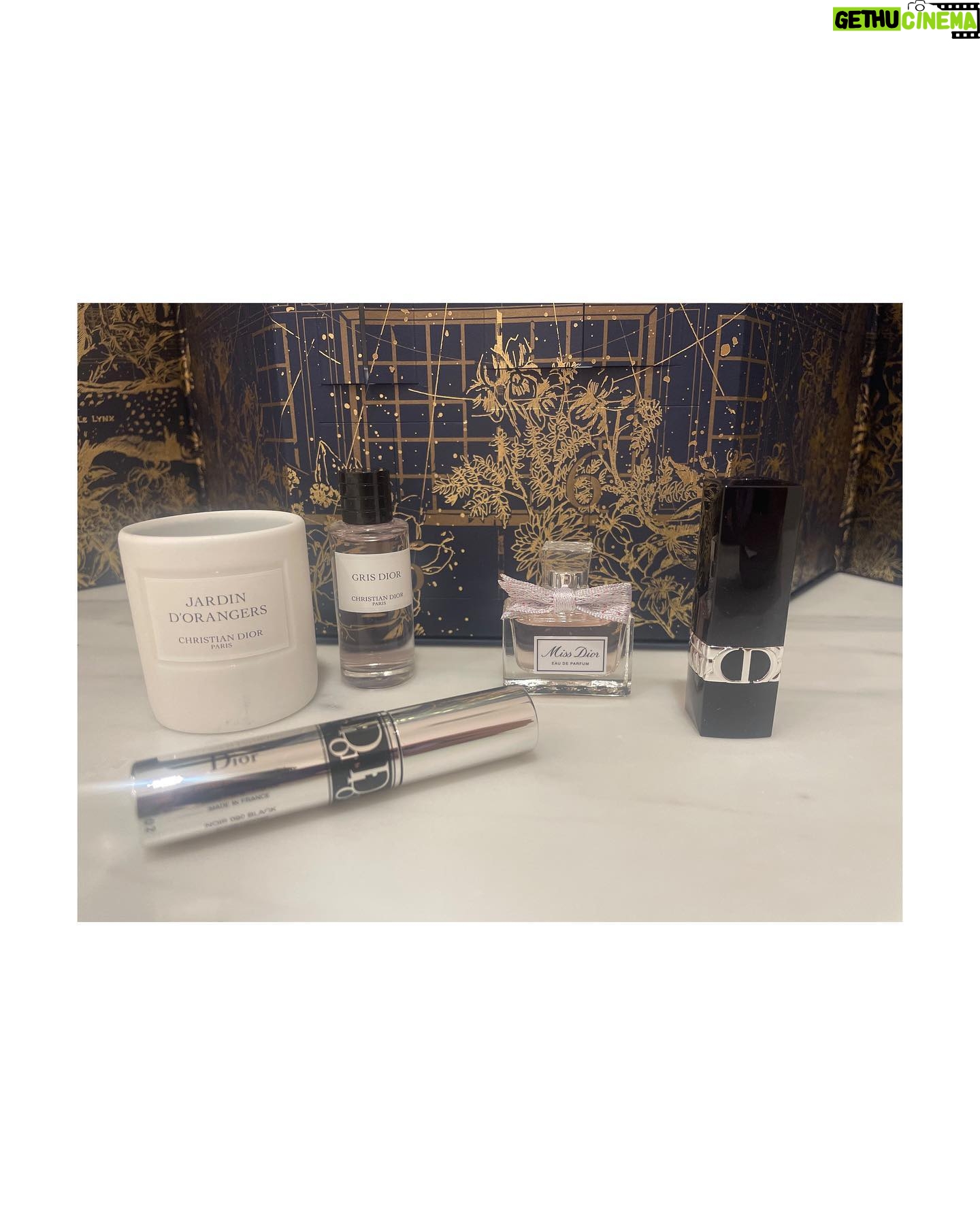 Christian Serratos Instagram - The mark of an amazing holiday season? Getting my @dior Holiday Advent Calendar! @diorbeauty #DiorHoliday #DreamInDior Thank you muchísimo 😘
