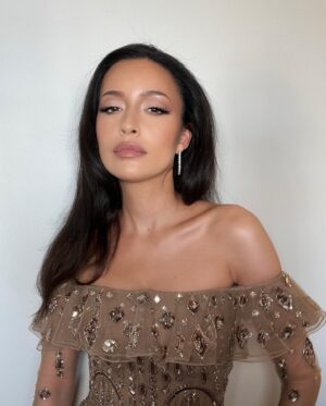 Christian Serratos Instagram - Thank you to the talented souls who made me feel so good on such a special night! @jennakristina @jerrod.roberts  @robzangardi @zuhairmuradofficial @nails_of_la @colorbymattrez @adamcampbellhair @rum_brady