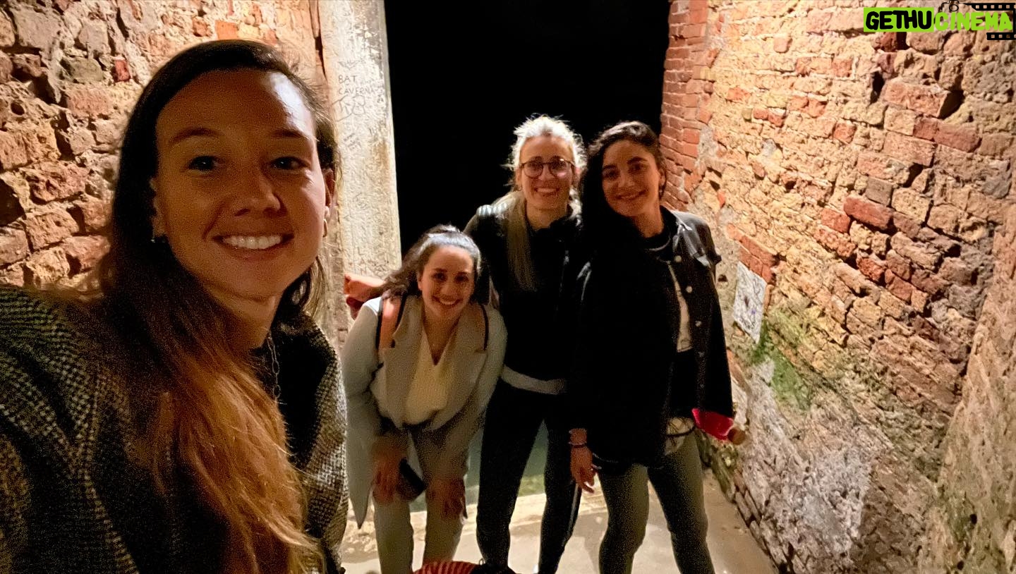 Christiane Endler - 9.9K Likes - Bella Venezia, me estás gustando ❤️