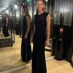 Christiane Endler Instagram - Buenas noches ✨Felíz de haber participado de esta fiesta @francefootball Quiero agradecer especialmente a @pizarroctavio gran diseñador Chileno, por vestirme hoy, me sentí como una reina! También a @philippeferrandis por los accesorios! Y obvio al de siempre @edgarmerino19 por acompañarme! Volveremos el próximo año 😉