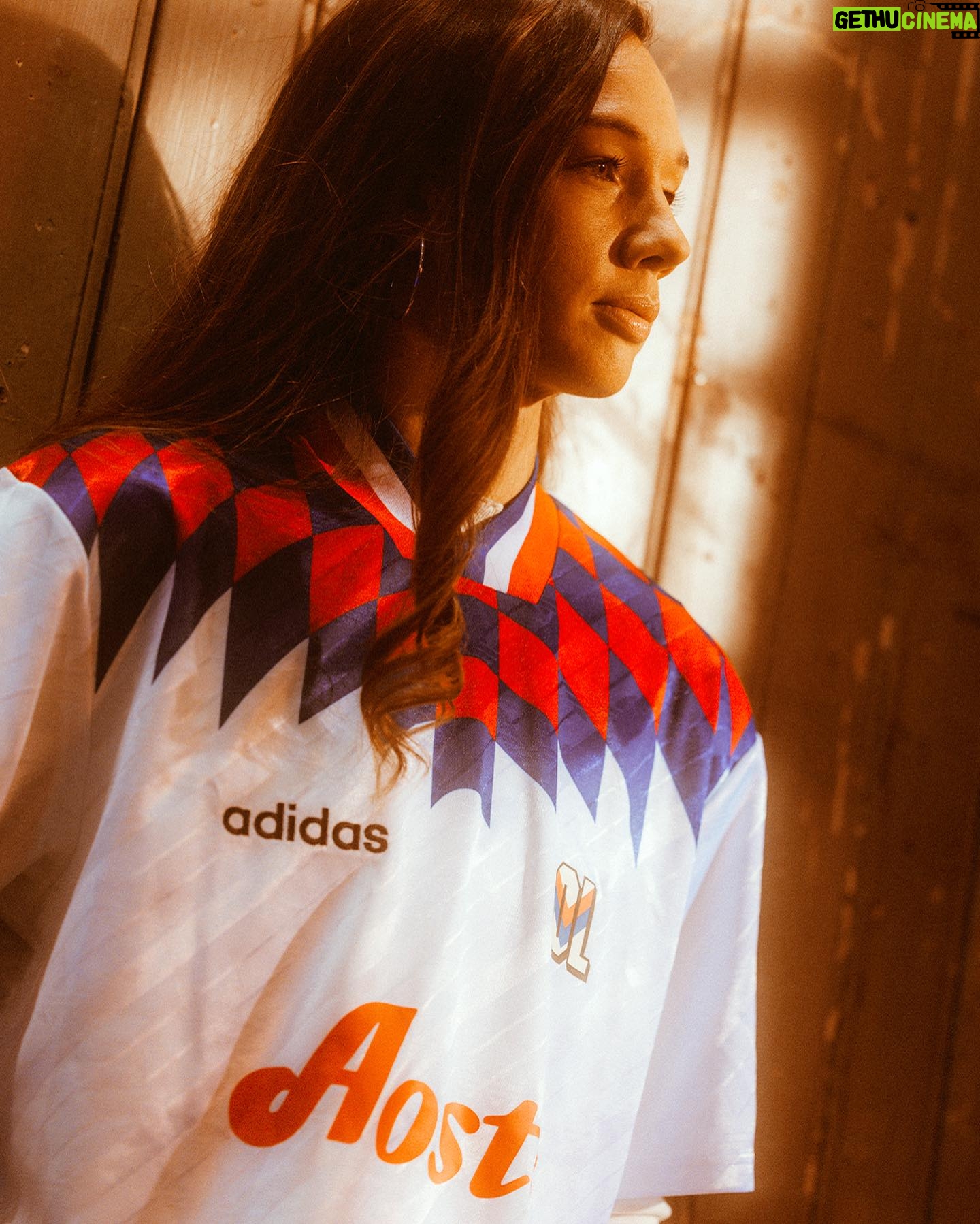 Christiane Endler - 34.8K Likes - TIMELESS 🔥@adidasoriginals x @ol @olfeminin