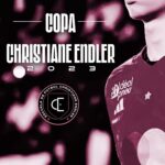Christiane Endler Instagram – Les dejamos el registro audio visual que nos dejó una nueva versión de la Copa Christiane Endler, queremos darle las gracias a todas las niñas, padres y apoderados por su asistencia y entusiasta participación. También extendemos los agradecimientos a los directores y las directoras de las distintas sedes que estuvieron presente. 
Agradecer especialmente a los Sponsors por estar presente apoyando en este evento y haciendo esto posible. Rosen @rosen.cl , Santander @santanderchile , Adidas @adidascl , Aguas Poseidón @aguaposeidonchile , Cecinas Llanquihue @cecinasllanquihue , HBD @hbd_sport , USPLAT Chile @usplat.cl y EA Sports @easportsfclatam .
Los agradecimientos también a las Jugadoras de Fútbol Profesional Daniela Pardo @danitapardito , Barbara Muñoz @barbaritamunioz por estar presentes y compartir junto a las niñas. 
Agradecer a la municipalidad de Pudahuel @mpudahuel y a su alcalde por permitirnos utilizar su estadio 🏟️.
A los concejales Cinthya Muñoz @cinthyamunoz_concejalapudahuel , José Escobar @joseescobarconcejal , Cristian Veliz @cristianveliz_concejal por su gestión y apoyo.
📸🎥 Los créditos de este trabajo para Matías Lorca @matiaslorcaf