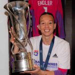 Christiane Endler Instagram - 🏆 CHAMPIONNES DE FRANCE ❤️💙 @olfeminin #d1arkema #olfemenin