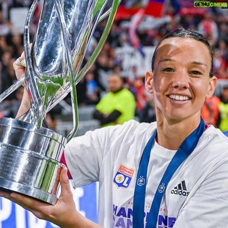 Christiane Endler - 14.3K Likes - 🏆 CHAMPIONNES DE FRANCE ❤️💙 @olfeminin #d1arkema #olfemenin