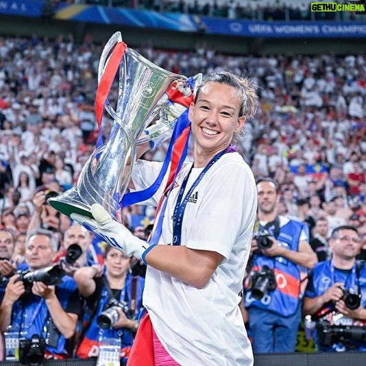 Christiane Endler - 43.6K Likes - Si lo puedes soñar, lo puedes lograr 🏆🥇 @wchampionsleague @olfeminin
