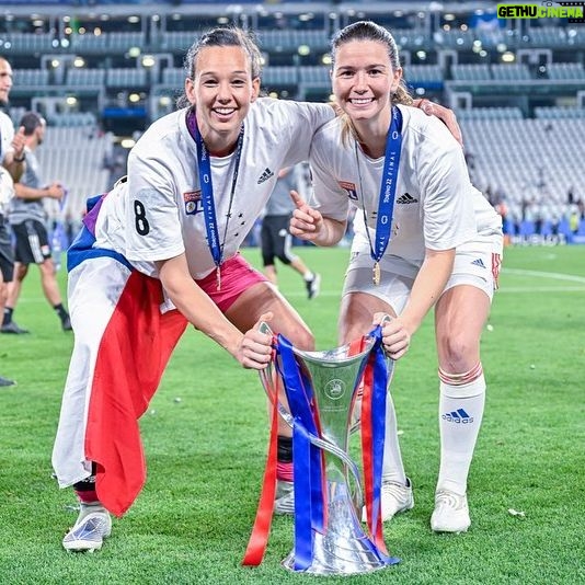 Christiane Endler - 43.6K Likes - Si lo puedes soñar, lo puedes lograr 🏆🥇 @wchampionsleague @olfeminin