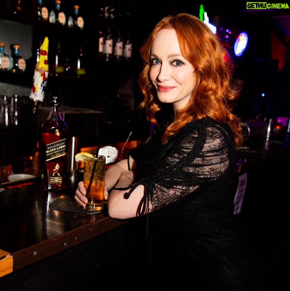 Christina Hendricks Instagram - #ad Thrilled to celebrate my fiancé’s birthday with all our best friends. What a rockin’ evening that I ,of course , toasted to with @JohnnieWalkerUS Black Label #KeepWalking JOHNNIE WALKER BLACK LABEL Blended Scotch Whisky. 40% Alc/Vol. Imported by Diageo, New York, NY. Please drink responsibly, and don’t share with anyone under 21.