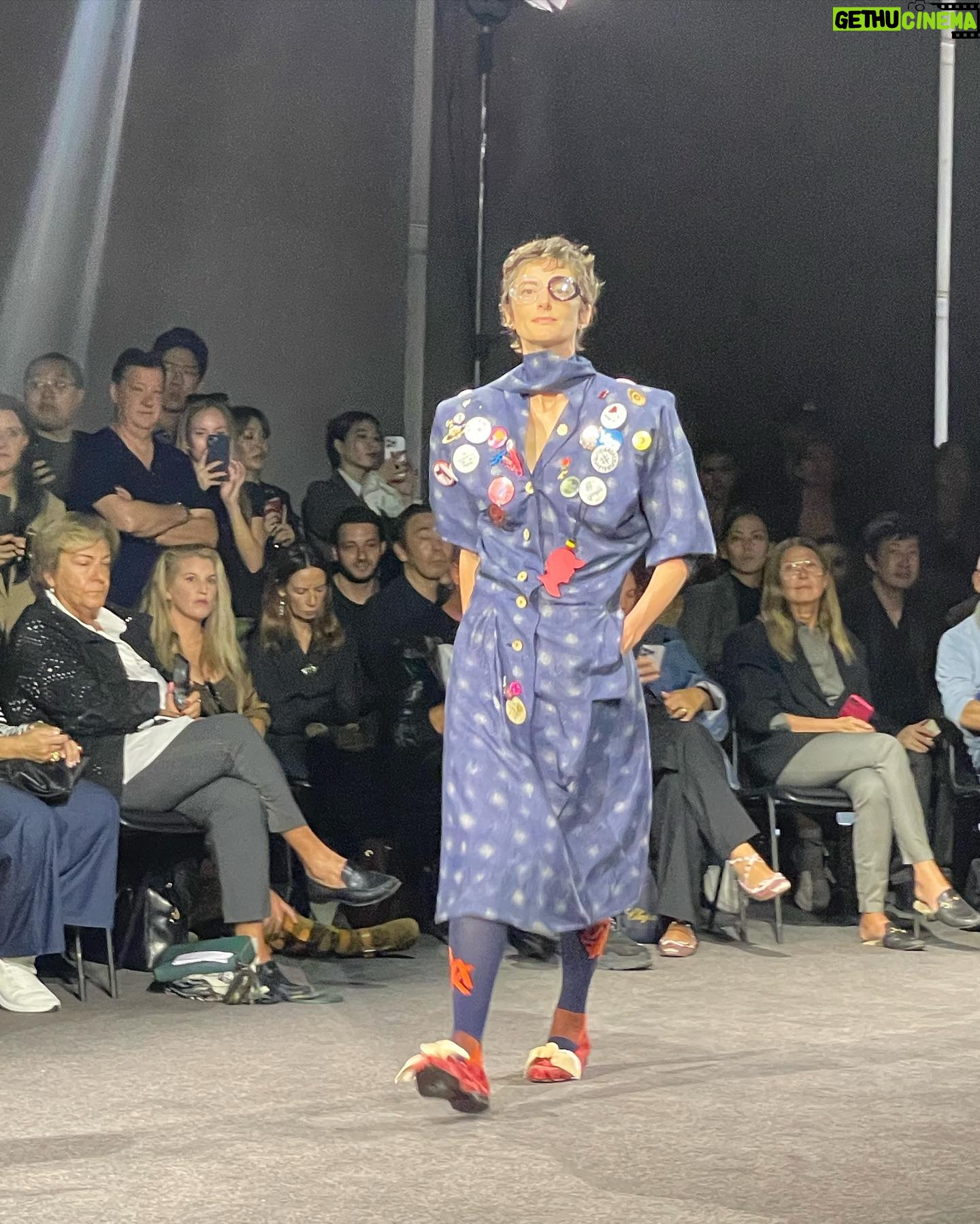 Christina Hendricks Instagram - The Westwood show in Paris was magnificent! Bravo Andreas on another masterful collection @viviennewestwood #parisfashionweek