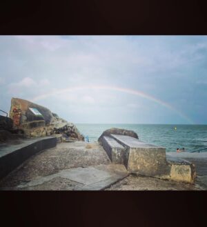 Christina Hendricks Instagram - Those of you who know me well, know I have a fear of the ocean. But bigger than that fear, is the fear of not doing something extraordinary because I’m too scared. So, I decided I would go to the 40 ft. In Dublin and jump into the Irish Sea. But before I could take my own steps, the ocean, in one dramatic wave , grabbed me from this rock and through me under, scraping my leg, plunging me under water with a mouth full of salt water as I was gasping for breath and then pummeling me over and over again with waves that made it almost impossible to swim back to land. But I did it. And it was exhilarating. I survived. And I might even do it again. But better planning next time…. I’m proud of myself. #40ft #dublin #irishsea