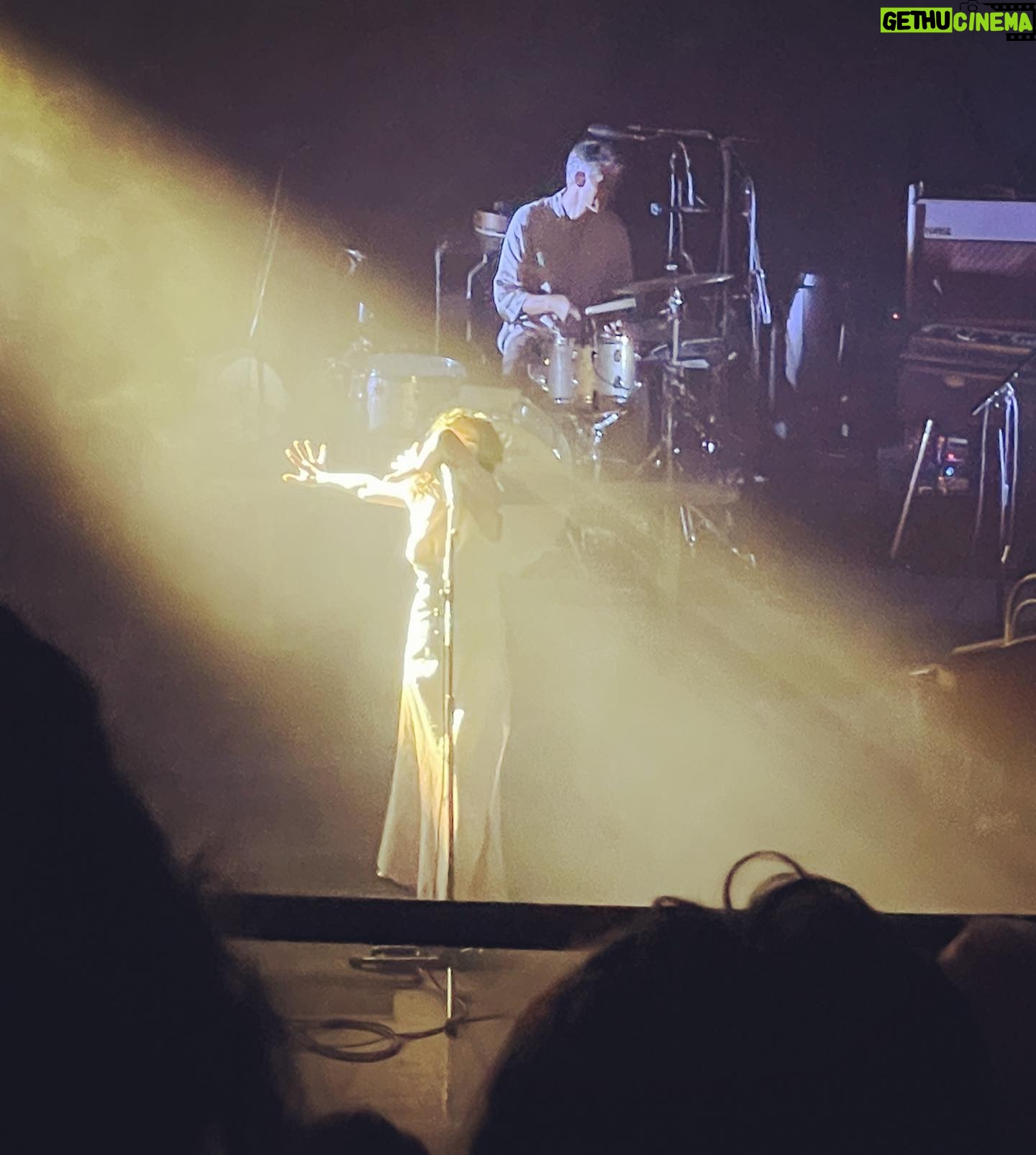 Christina Hendricks Instagram - Death by PJ Harvey. I have never….. there are no words. She has all the words. #pjharvey #criedforhours #lostmymind #speechless #perfection