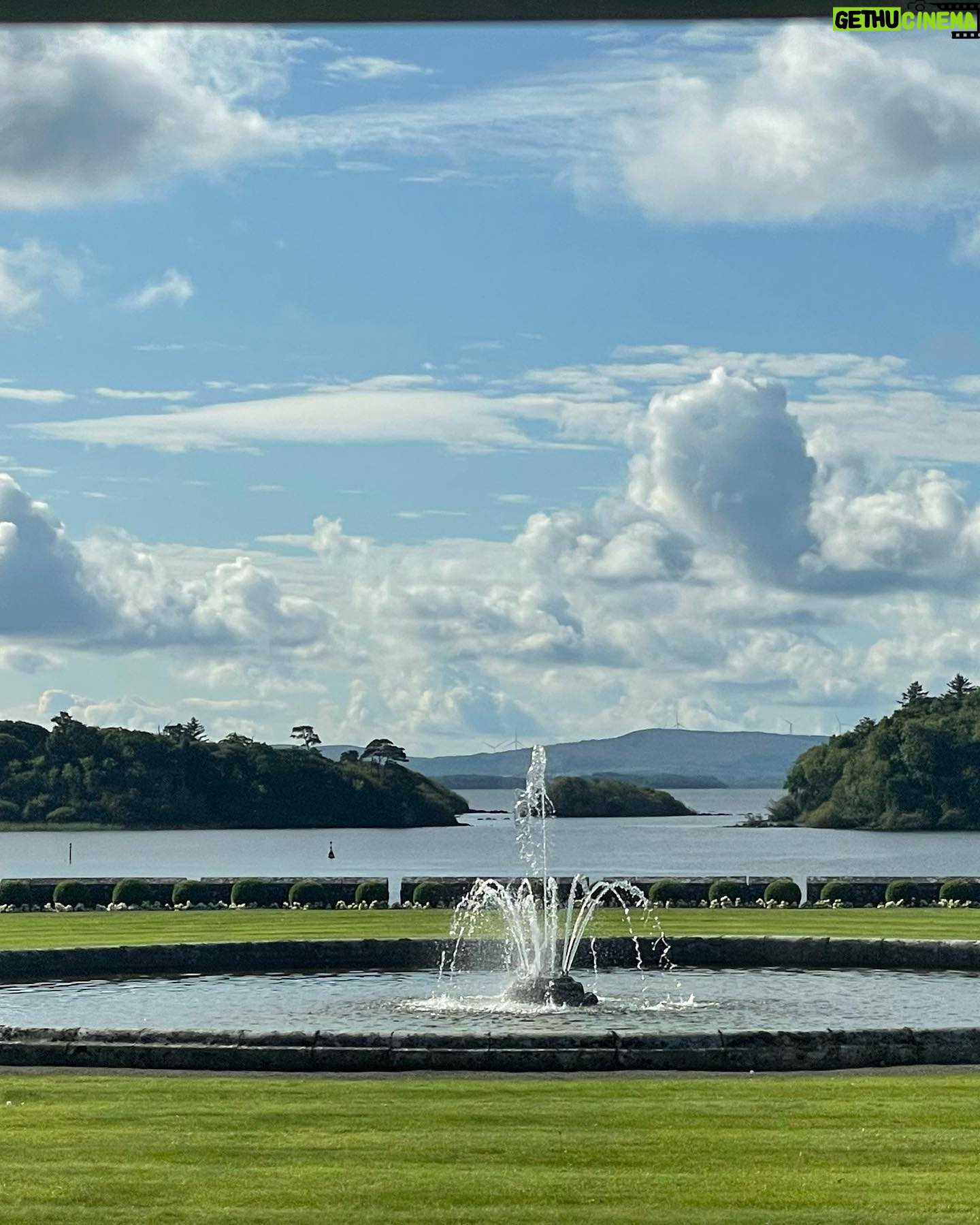 Christina Hendricks Instagram - Like being in a dream. @ashfordcastle #irishcastles #ireland