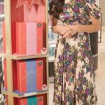 Christine Lampard Instagram - Did you head to your local @bootsuk for the launch of @no7uk’s highly-awaited beauty calendars? Because I certainly did! ✨ I loved gifting customers with one of No7’s FOUR amazing calendars as a treat for themselves or their loved ones ahead of the festive season. Each calendar is filled with loads of full-sized beauty favourites so you can really give the gift of wow, as well as having calendars tailored to your favourite No7 skincare routine. There’s something for every beauty lover this year, so make sure you don’t miss out! Get yours at the link in Stories now. #ad #No7BeautyCalendar