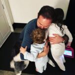 Christine Lampard Instagram - There’s a lot of love when daddy comes through the door @franklampard 💙💙💙