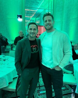 Christine Lampard Instagram - Last night was about supporting @iyf_uk and all the great work they do ahead of the big game today!! ☘️☘️☘️ suit from @safiyaa_official @danniiwhitemanstylist