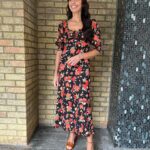 Christine Lampard Instagram - Happy Friday! Back with more @lorraine next Wednesday. Big thanks to @chrisbisson and @bhaskerpatel for coming in to chat the day after poor Rishi is found lifeless at the bottom of the stairs 💔 #emmerdale @emmerdale Dress from @rixo 🌺