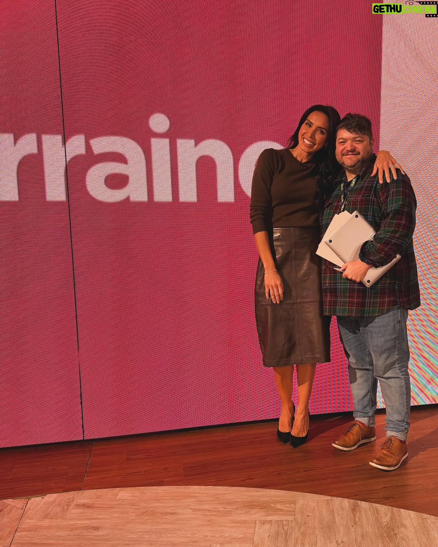 Christine Lampard Instagram - #legend @ppixton 🥰 @lorraine @loosewomen