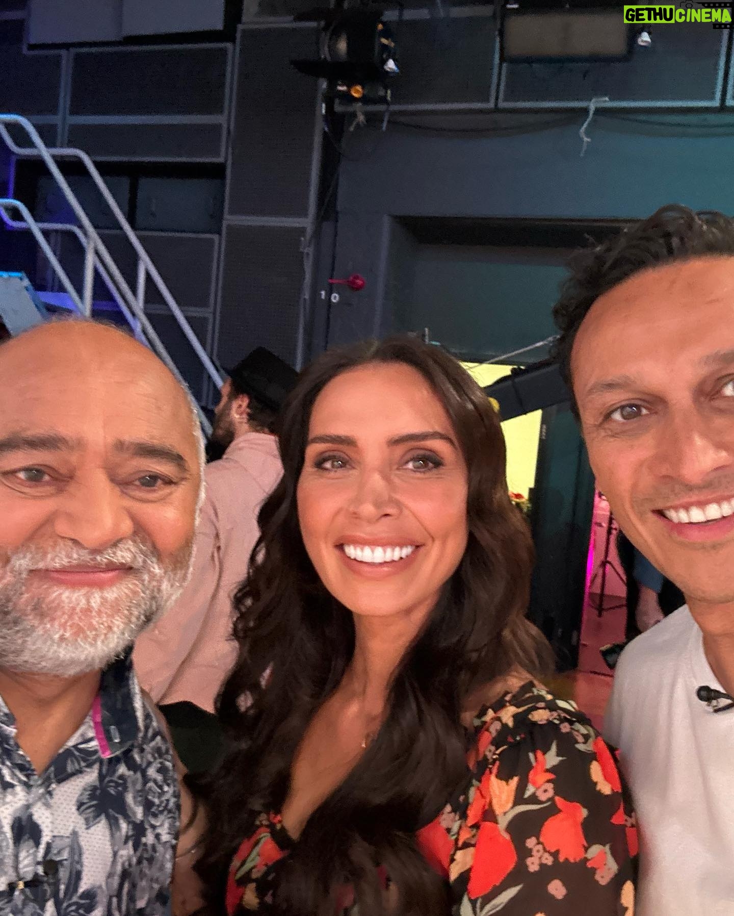 Christine Lampard Instagram - Happy Friday! Back with more @lorraine next Wednesday. Big thanks to @chrisbisson and @bhaskerpatel for coming in to chat the day after poor Rishi is found lifeless at the bottom of the stairs š #emmerdale @emmerdale Dress from @rixo šŗ