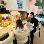 Christine Lampard Instagram - Blooms and balloons today! Feeling very grateful 🙏🏼 Thank you for all the birthday love ❤️ 🎂