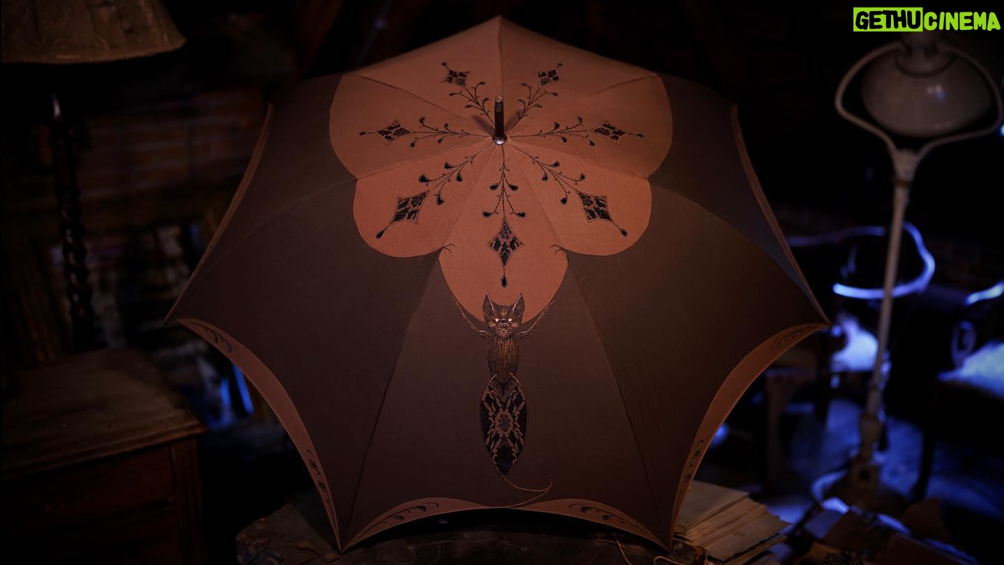 Christine McConnell Instagram - I found a tattered old umbrella in the attic dating back to the 1880’s and decided to give it a makeover! 🕸🦇🕸 All of the embroidery was done by hand🪡 The full restoration episode is up on Patreon 🤩