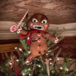 Christine McConnell Instagram - Gingerbread Christmas tree topper! 🍭🎄🍭 Brand new episode just went up on YouTube ✨