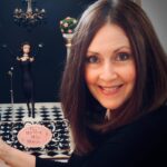 Christine McConnell Instagram - HOW incredible is this doll made by @CyndyBee9 ?!? I love it SO much :D ❤️🤯❤️