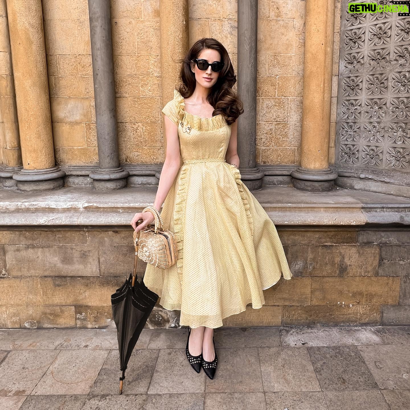Christine McConnell Instagram - This morning at Westminster Abbey :D