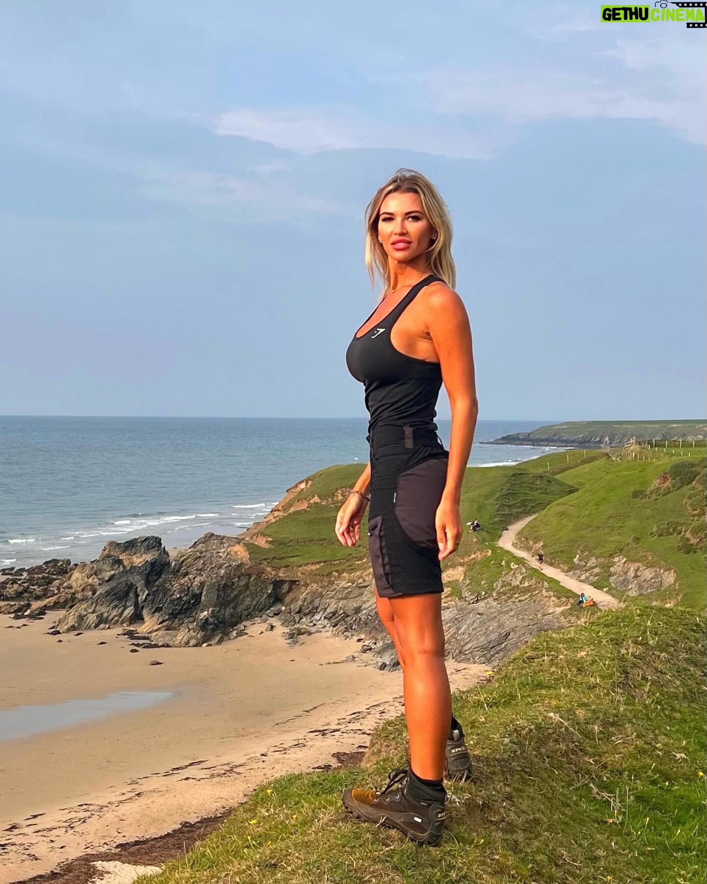 Christine McGuinness Instagram - The final episode of Pilgrimage airs tonight @bbctwo 9pm ⛰️ I can put my hiking boots away for now! 😅🥾 I hope you all enjoyed this series as much as we did making it!. It really was an incredible time with incredible people 🥰 You can catch the full series on @bbciplayer 🙌