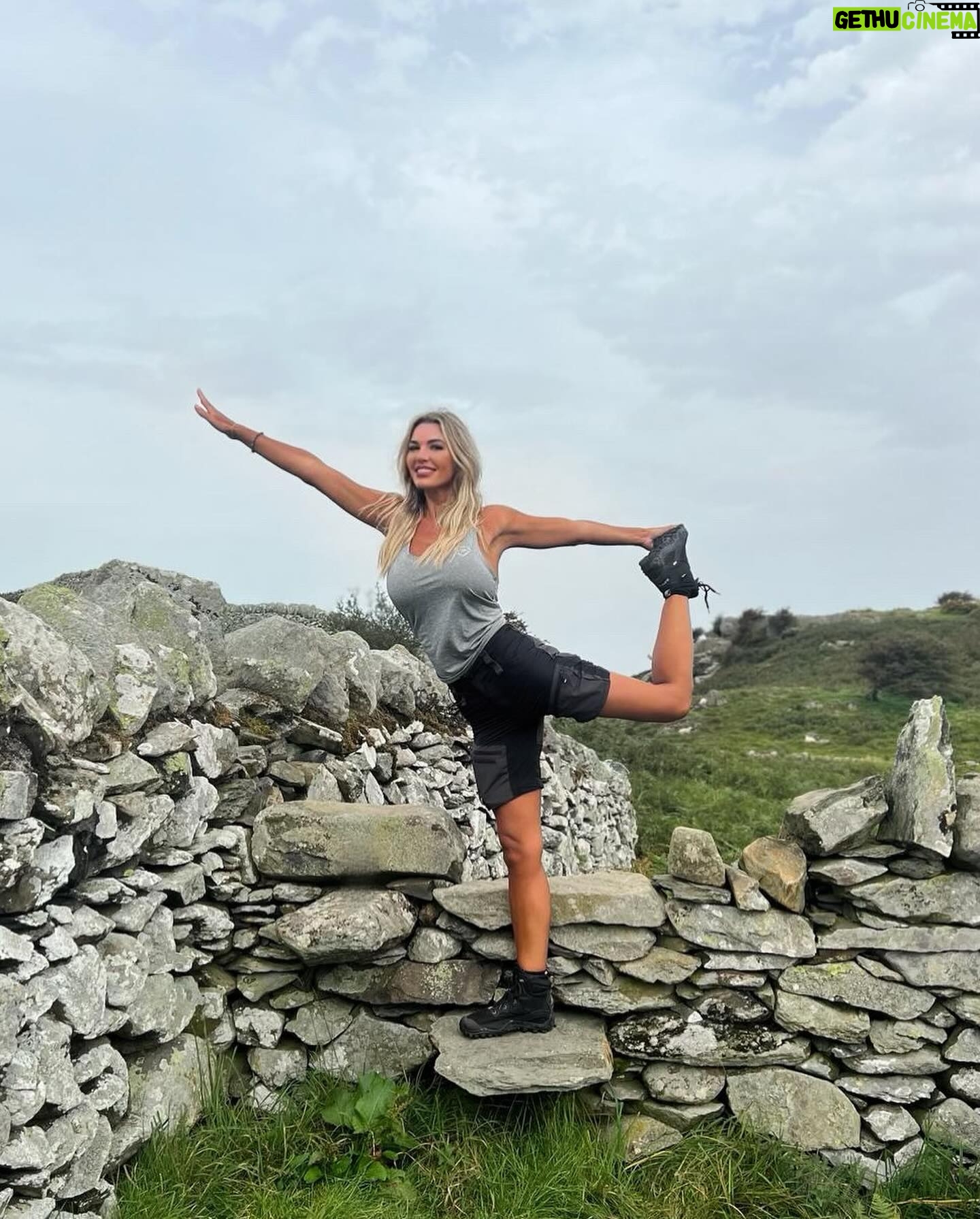 Christine McGuinness Instagram - The final episode of Pilgrimage airs tonight @bbctwo 9pm ⛰️ I can put my hiking boots away for now! 😅🥾 I hope you all enjoyed this series as much as we did making it!. It really was an incredible time with incredible people 🥰 You can catch the full series on @bbciplayer 🙌