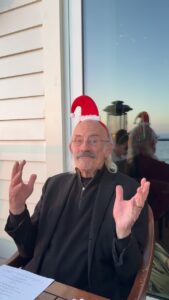 Christopher Lloyd Instagram - Merry Christmas to you all!!! 🎅🎄