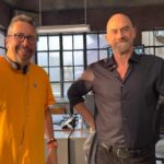 Christopher Meloni Instagram - People I love and admire, and who work incredibly hard to tell a story. Jon Cassar Director/Producer, Actors, John Shiban Showrunner #season4OCinthecan #season5comingforya