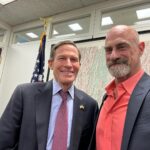 Christopher Meloni Instagram - Went to Capitol Hill to push for #LymeDiseaseAwareness and funding for the #FightAgainstLyme in support of @TheQuietEpidemic and @GlobalLymeAlliance . Appreciated the time and attention that @RepMcGovern @RepJoshG @RepChrisSmith @SenBlumenthal gave to the cause in our meetings yesterday. #PlanOfAction #WeNeedYourHelp