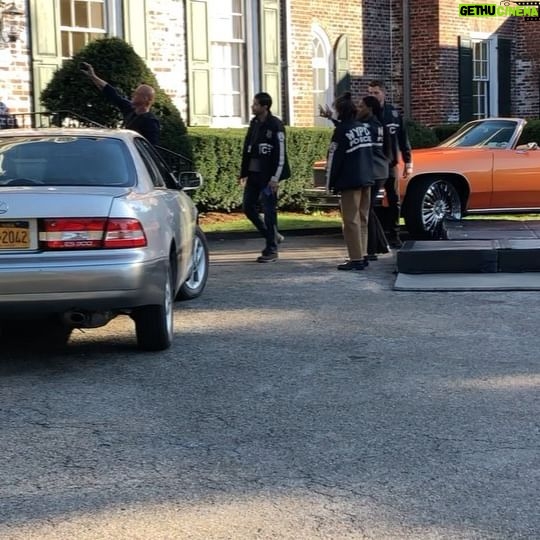 Christopher Meloni Instagram - What ya see. What ya don’t. #OC