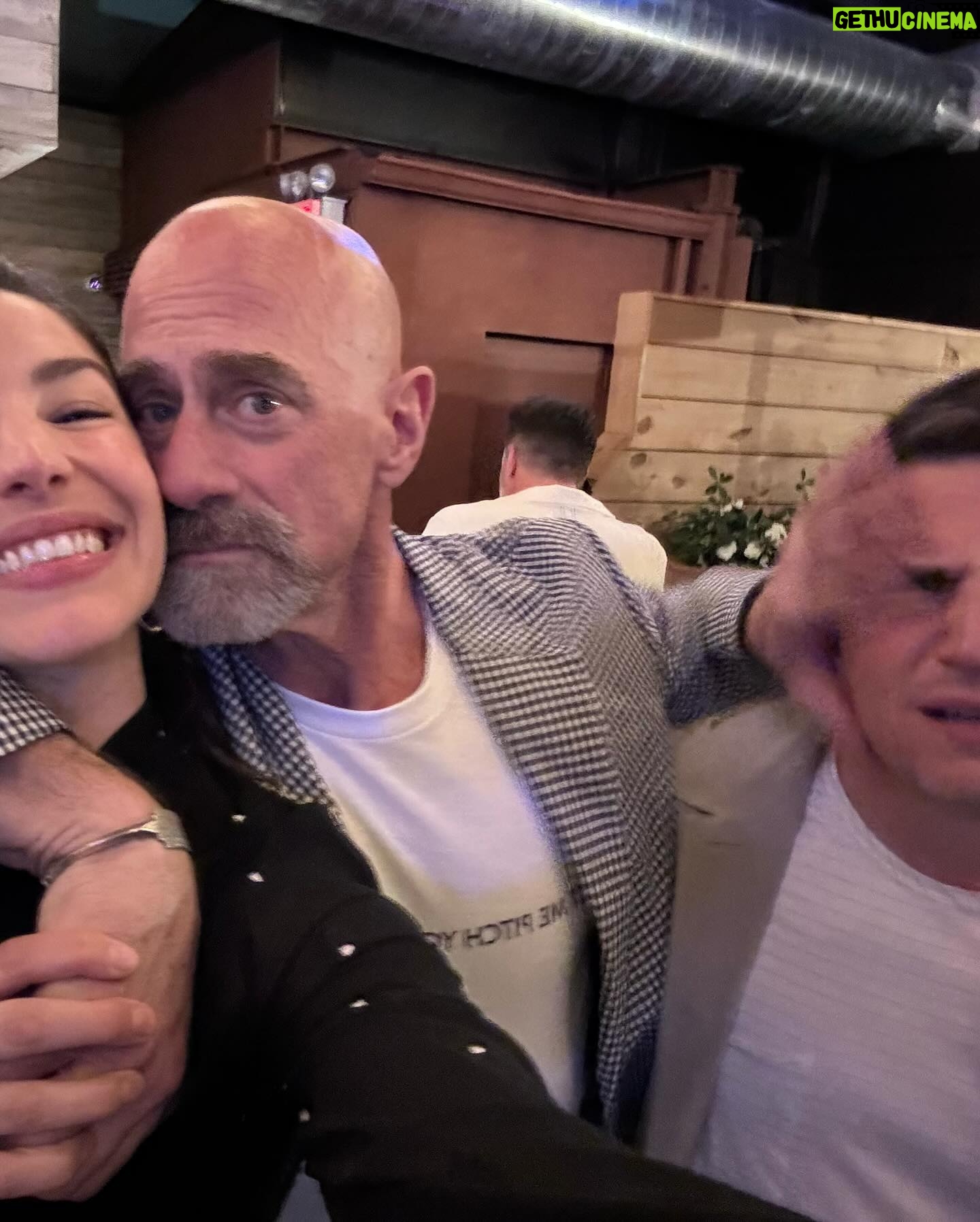 Christopher Meloni Instagram - DJ Reyes spinning the mad beats at the #OCseason4 wrap. Joy. Camaraderie. Shenanigans. @ainsleyseiger @daniellemonetruitt @shespokerebecca #LetsRollSeason5