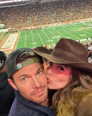 Christy Carlson Romano Instagram - This is TX baby. 🤠

 #texas #beyonce #texasholdem #texan