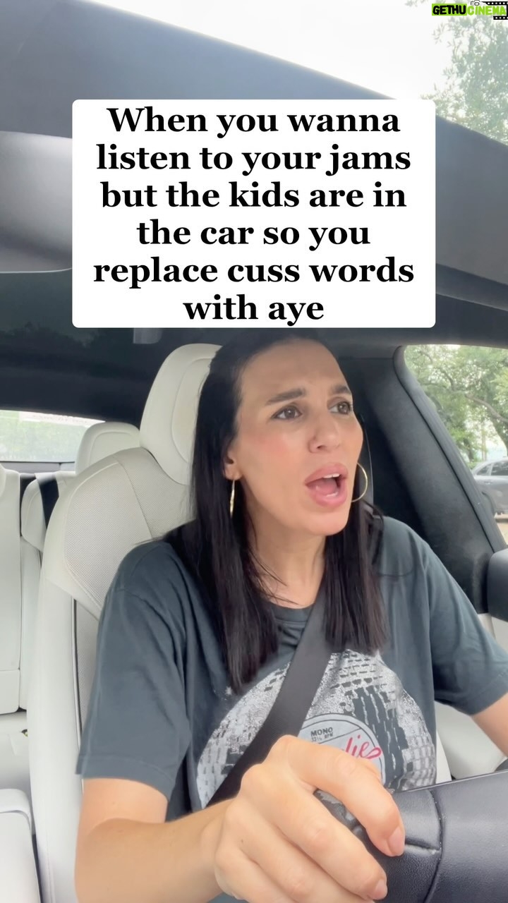Christy Carlson Romano Instagram - Follow for more parenting hacks ✍️