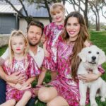 Christy Carlson Romano Instagram – My greatest loves ❤️
Sending you a kiss and a hug today! 💋 #valentines #vday #valentinesday