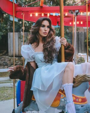 Christy Carlson Romano Instagram - “Wendy was grown up. You need not be sorry for her. She was one of the kind that likes to grow up. In the end she grew up of her own free will a day quicker than other girls.“ - J.M. Barrie 🧚

📷 @dylanlujano