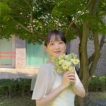 Chun Woo-hee Instagram - 결혼식 아직 남았습니다 오늘 밤 7부에서 만나요💐 #히어로는아닙니다만 #theatypicalfamily