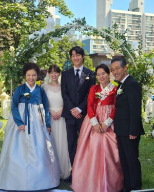Chun Woo-hee Instagram - The Atypical Family

#히어로는아닙니다만