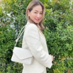 Chutima Teepanat Instagram – 👜 @veraparisbag 
👗 @sarin.official